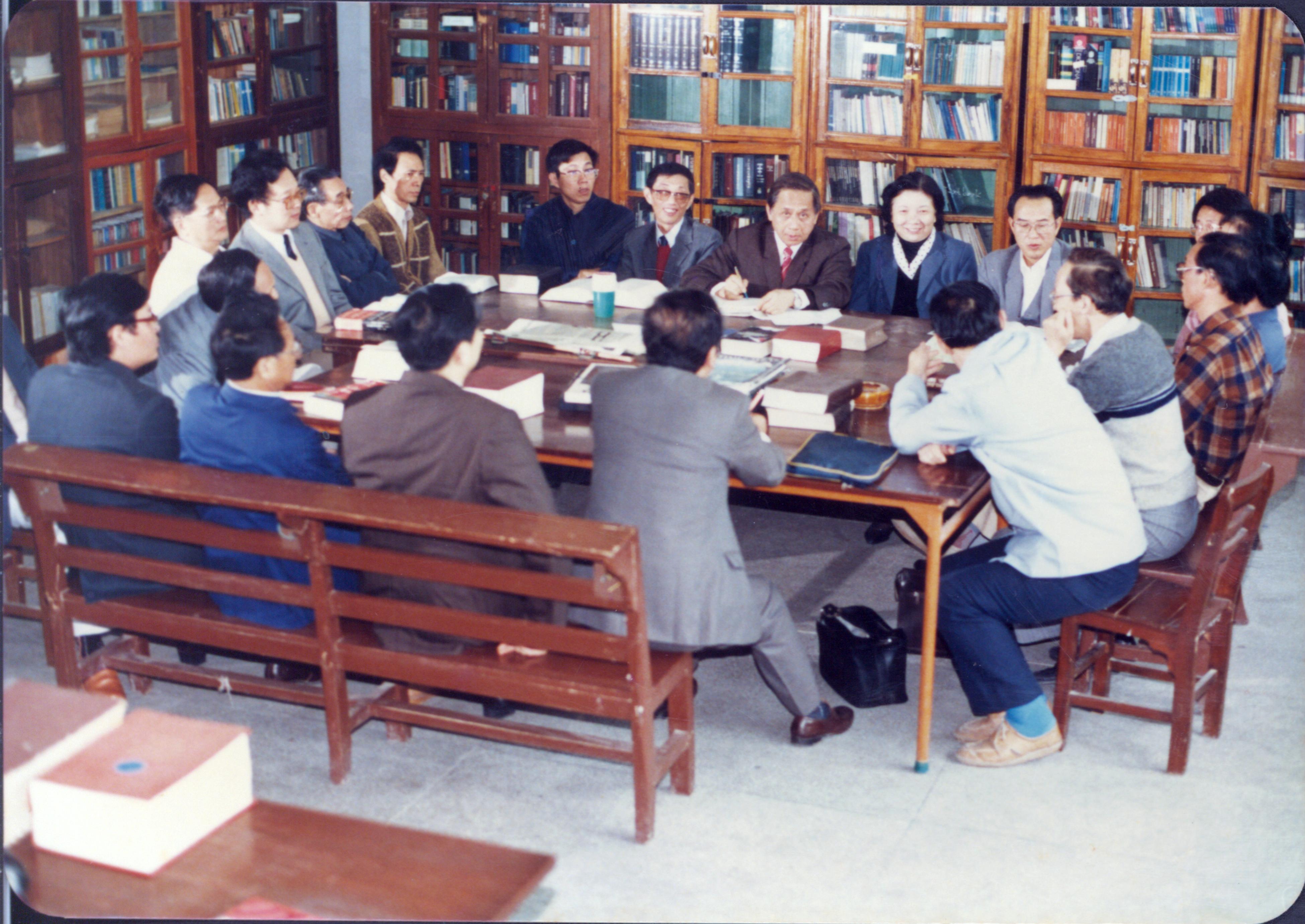 1988年英语研究生考试出题组